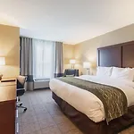 Comfort Inn & Suites - Harrisburg Airport - Hershey South