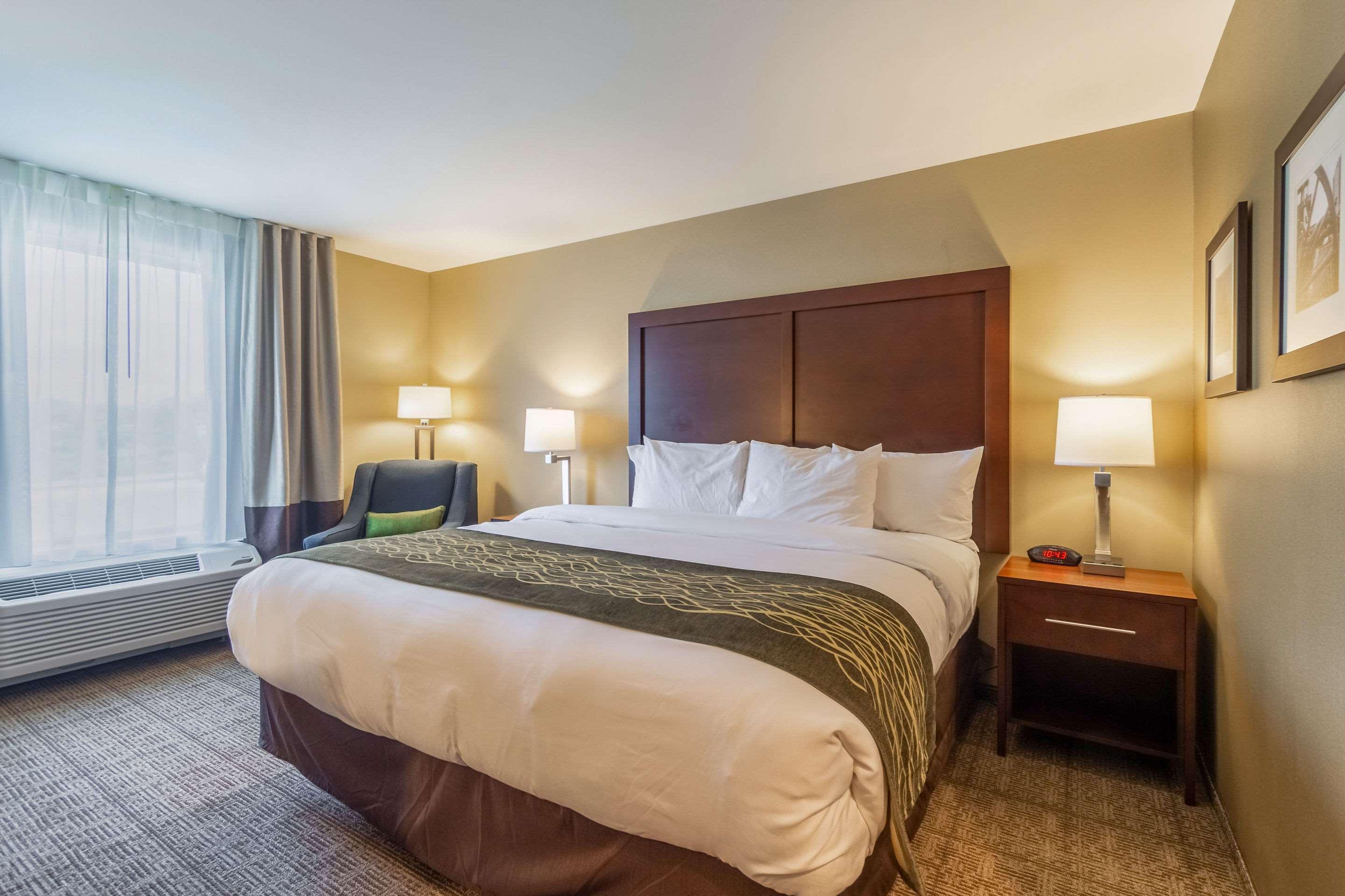Hotel Comfort & - Harrisburg Airport - Hershey South